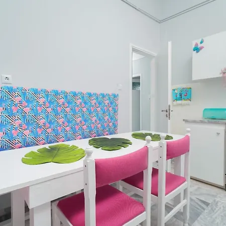 Yiayia And Papou Luxury House Apartmán