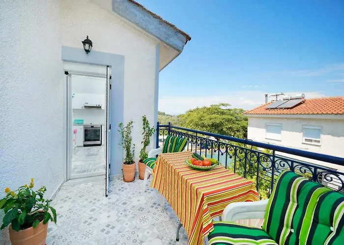 Yiayia And Papou Luxury House Apartment